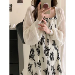 cn-11134207-7r98o-lsp2do6blrrxd9.webp Thin Breathable Sunscreen Knitwear Cardigan Free Size