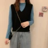 my-11134201-23020-djxphwszumnv87.webp V neck Cropped Knitwear Tank Top Free Size