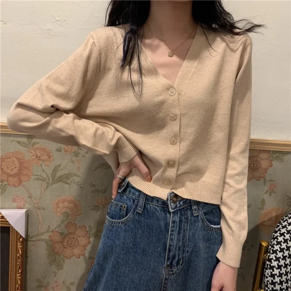 my-11134201-23020-xjxr1khfspnvac.webp Short Knitted Cardigan Jacket Free Size
