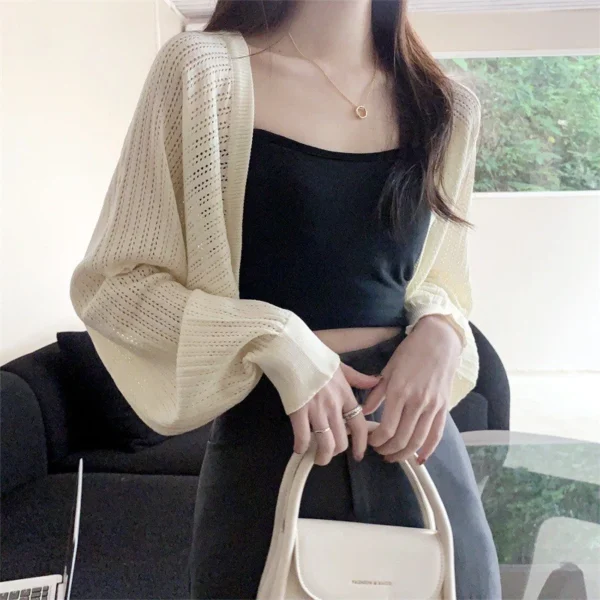 sg-11134201-7rcci-m6gf8ww92ljm1e.webp Lantern Sleeve Crop Knitwear Cardigan Free Size