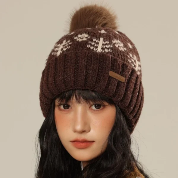 MISSKOI Retro Pom Pom Knitted Hat