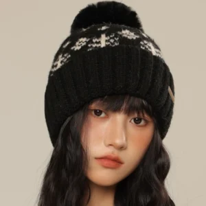 sg-11134201-821fq-mgl1yd08t0js64.webp MISSKOI Retro Pom Pom Knitted Hat